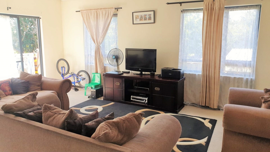 To Let 2 Bedroom Property for Rent in Jackal Creek Golf Estate Gauteng