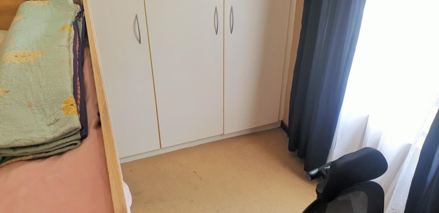 To Let 2 Bedroom Property for Rent in Jackal Creek Golf Estate Gauteng