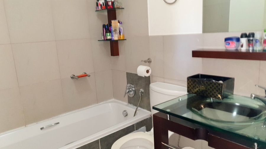 To Let 2 Bedroom Property for Rent in Jackal Creek Golf Estate Gauteng