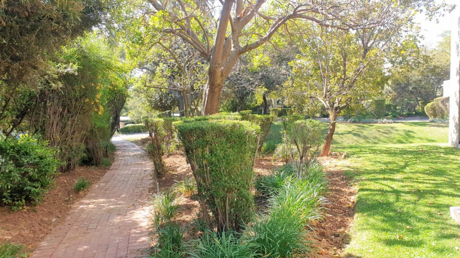 To Let 2 Bedroom Property for Rent in Jackal Creek Golf Estate Gauteng