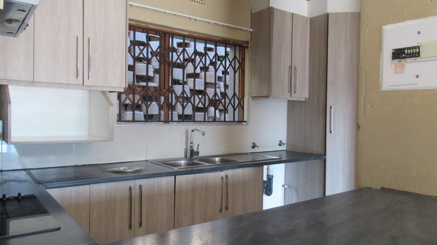 2 Bedroom Property for Sale in Glenvista Gauteng