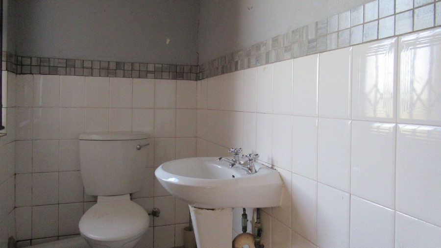 2 Bedroom Property for Sale in Glenvista Gauteng