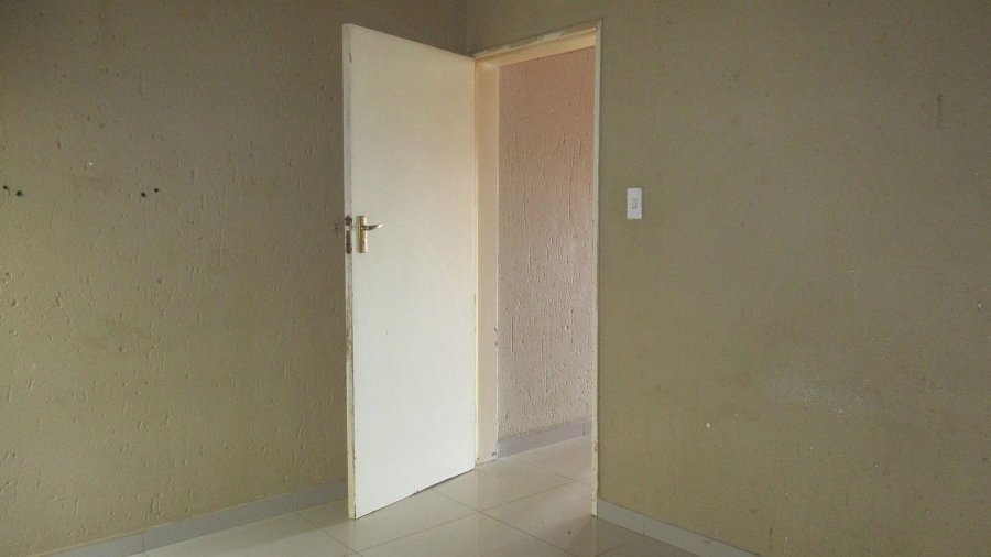 2 Bedroom Property for Sale in Glenvista Gauteng