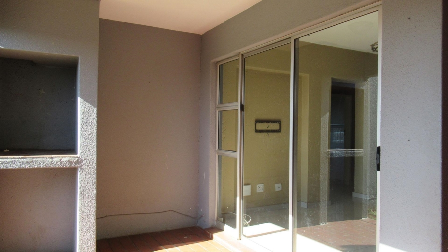 2 Bedroom Property for Sale in Glenvista Gauteng