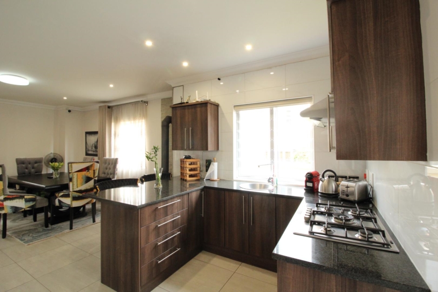 3 Bedroom Property for Sale in Blue Valley Golf Estate Gauteng