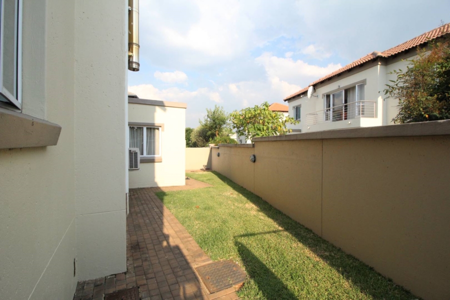 3 Bedroom Property for Sale in Blue Valley Golf Estate Gauteng