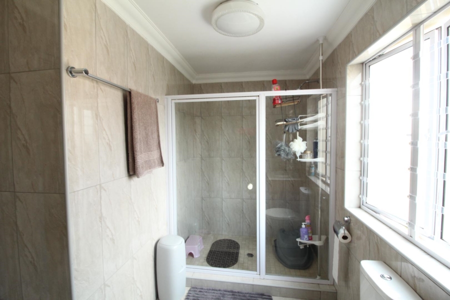 3 Bedroom Property for Sale in Blue Valley Golf Estate Gauteng