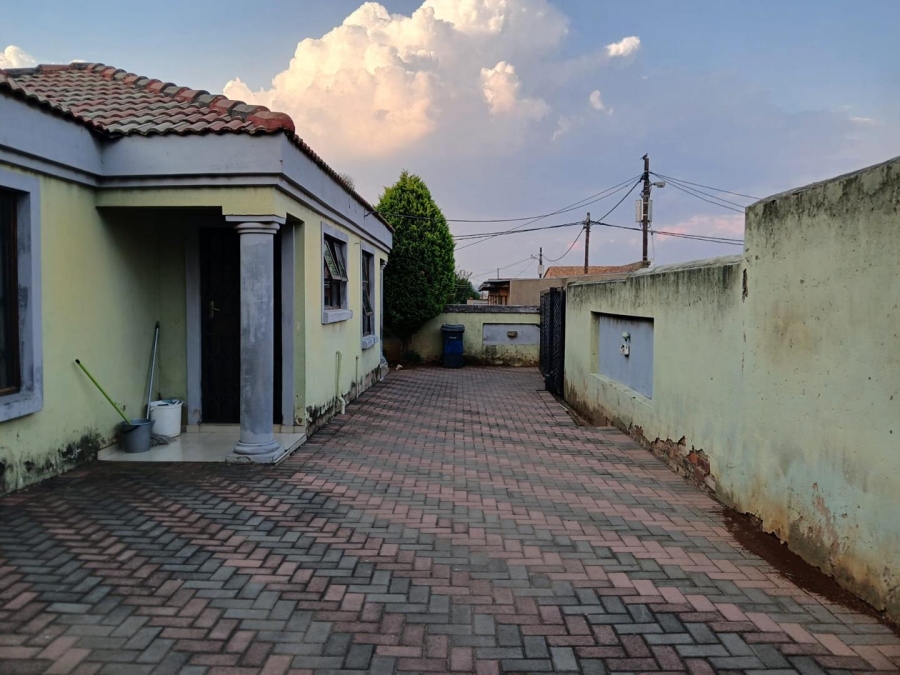 To Let 2 Bedroom Property for Rent in Nellmapius Gauteng