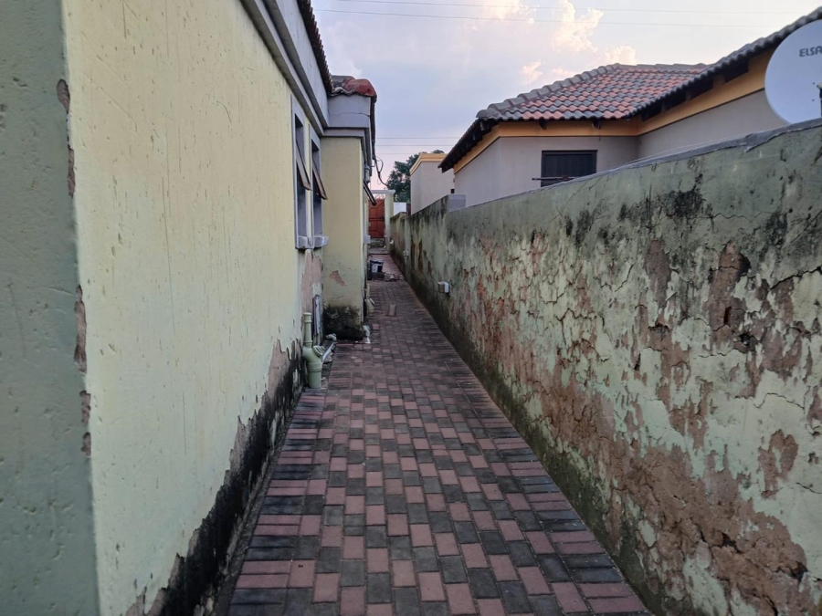 To Let 2 Bedroom Property for Rent in Nellmapius Gauteng