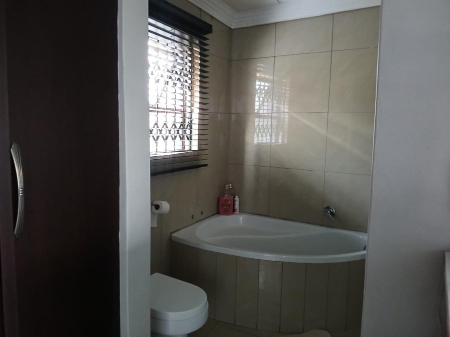 To Let 2 Bedroom Property for Rent in Nellmapius Gauteng