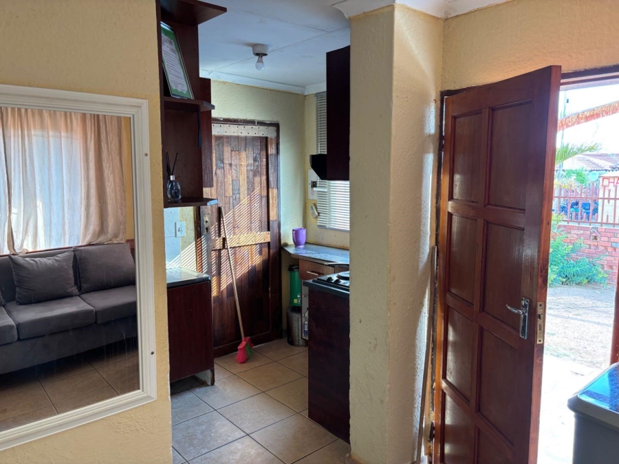 2 Bedroom Property for Sale in Soshanguve WW Gauteng