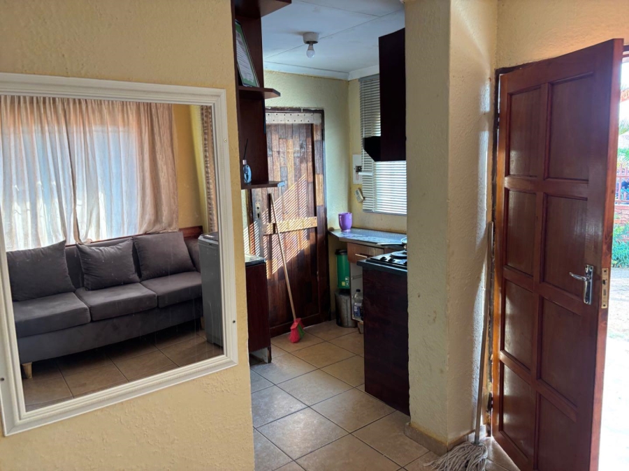 2 Bedroom Property for Sale in Soshanguve WW Gauteng