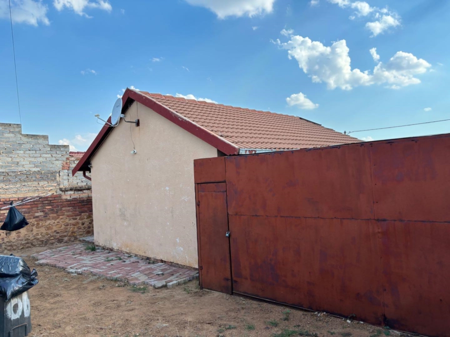 2 Bedroom Property for Sale in Soshanguve WW Gauteng