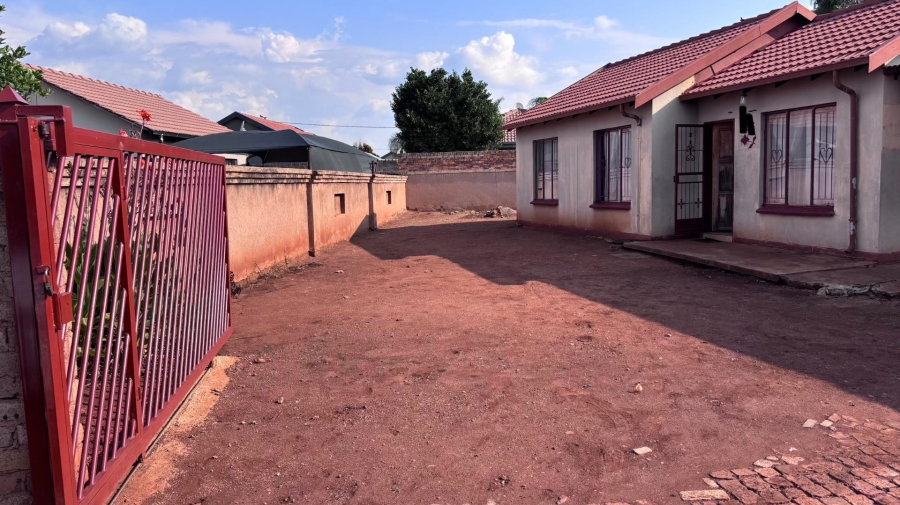 3 Bedroom Property for Sale in Soshanguve XX Gauteng