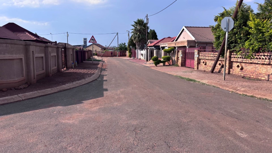 3 Bedroom Property for Sale in Soshanguve XX Gauteng