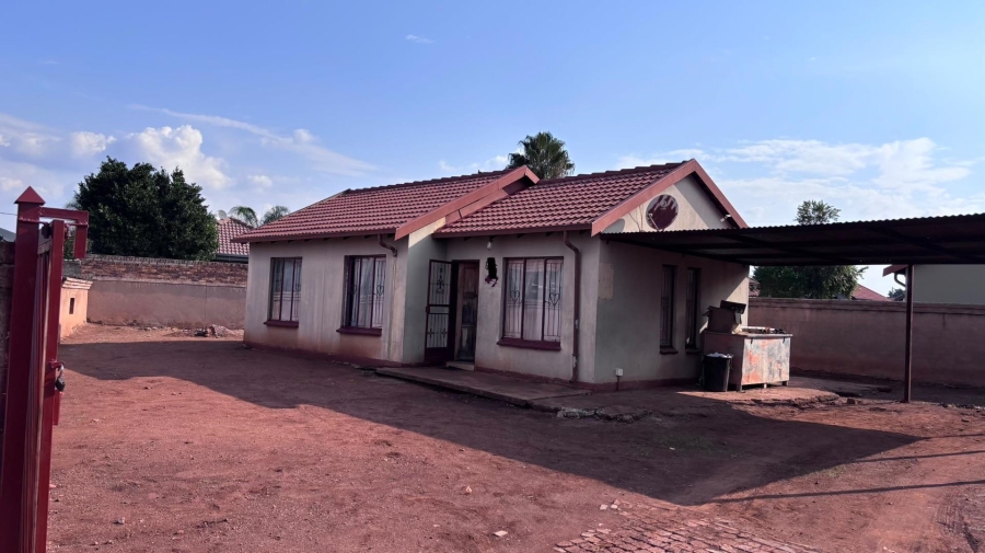 3 Bedroom Property for Sale in Soshanguve XX Gauteng