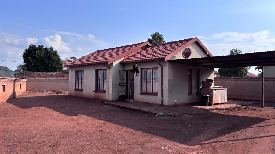 3 Bedroom Property for Sale in Soshanguve XX Gauteng