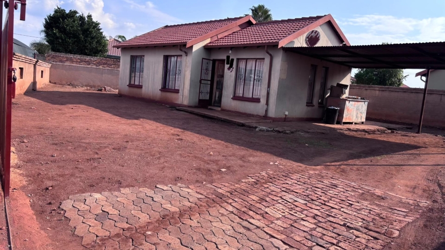 3 Bedroom Property for Sale in Soshanguve XX Gauteng