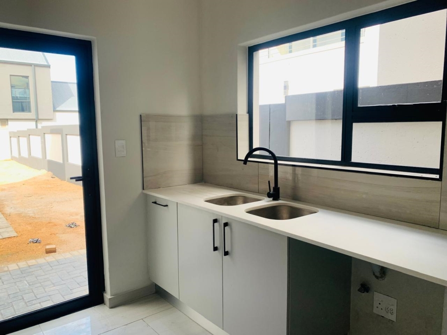 4 Bedroom Property for Sale in Roodeplaat Gauteng