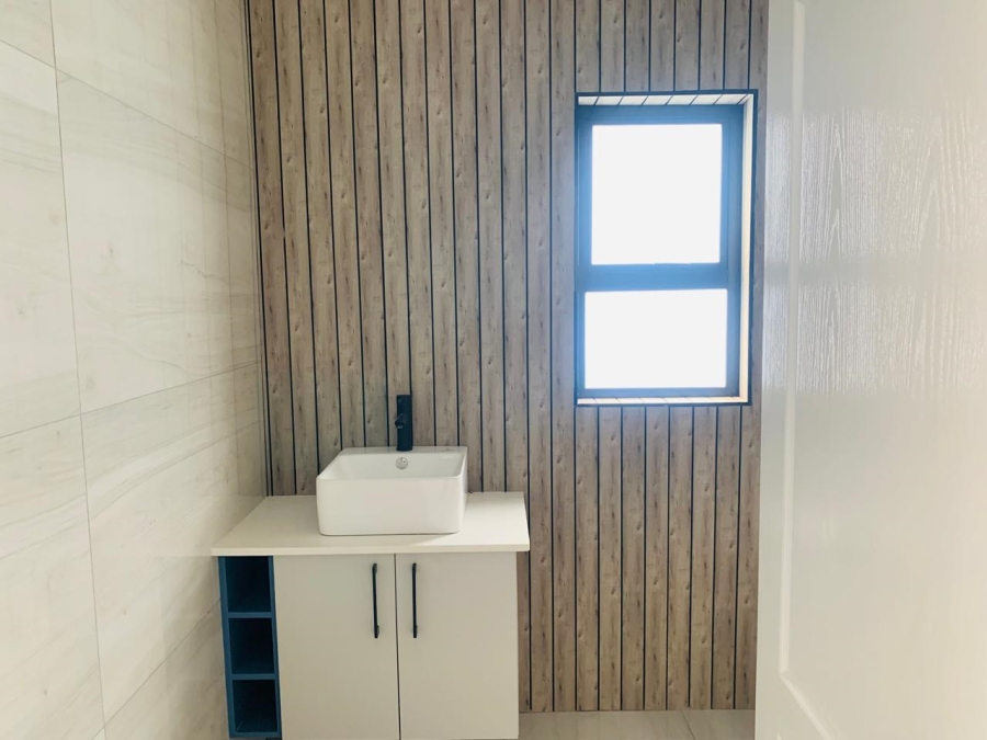 4 Bedroom Property for Sale in Roodeplaat Gauteng