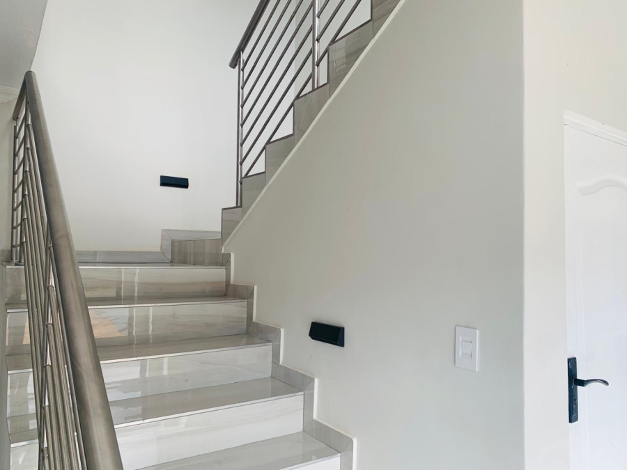 4 Bedroom Property for Sale in Roodeplaat Gauteng