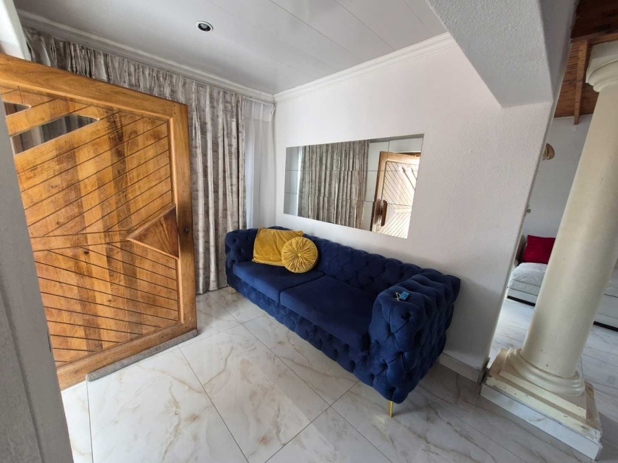 3 Bedroom Property for Sale in Waterkloof Ridge Gauteng