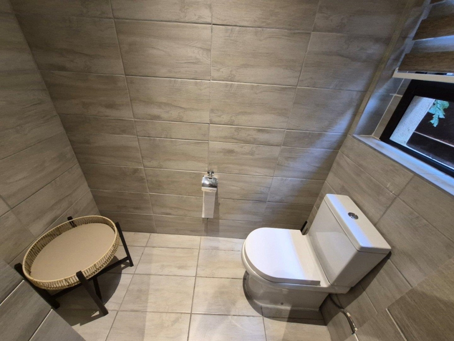 3 Bedroom Property for Sale in Waterkloof Ridge Gauteng