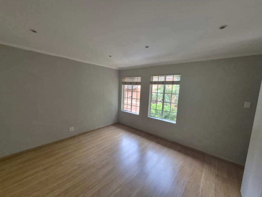 2 Bedroom Property for Sale in Sterrewag Gauteng