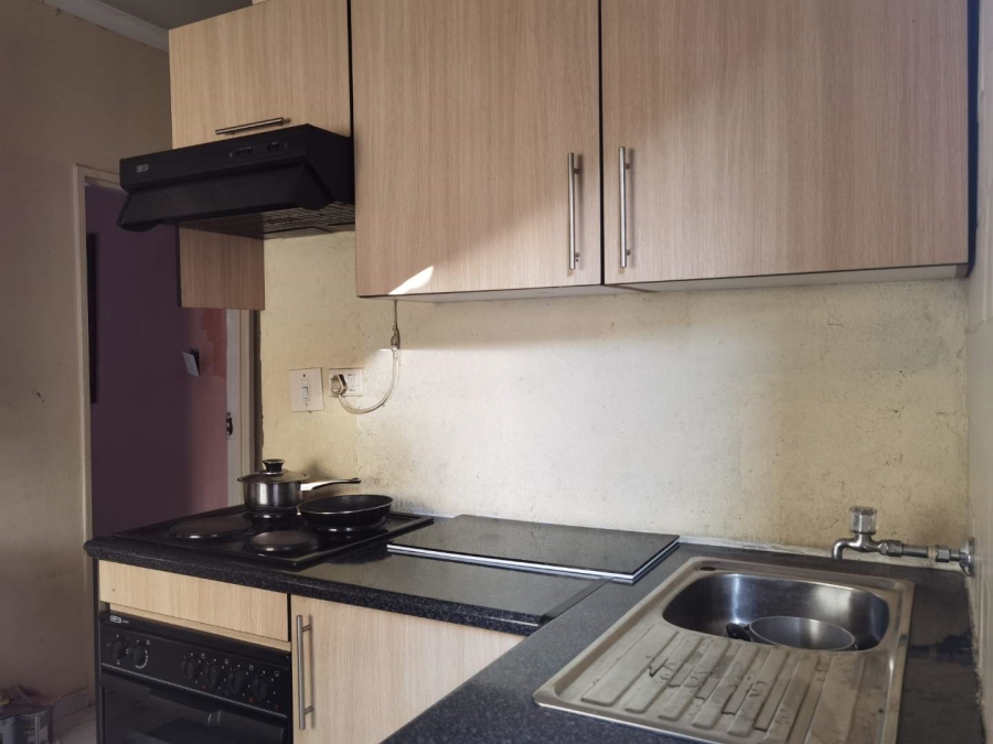 7 Bedroom Property for Sale in Tembisa Central Gauteng