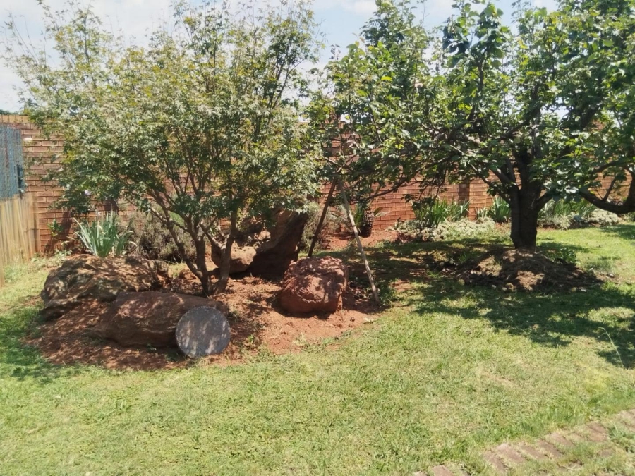 4 Bedroom Property for Sale in Bredell Gauteng