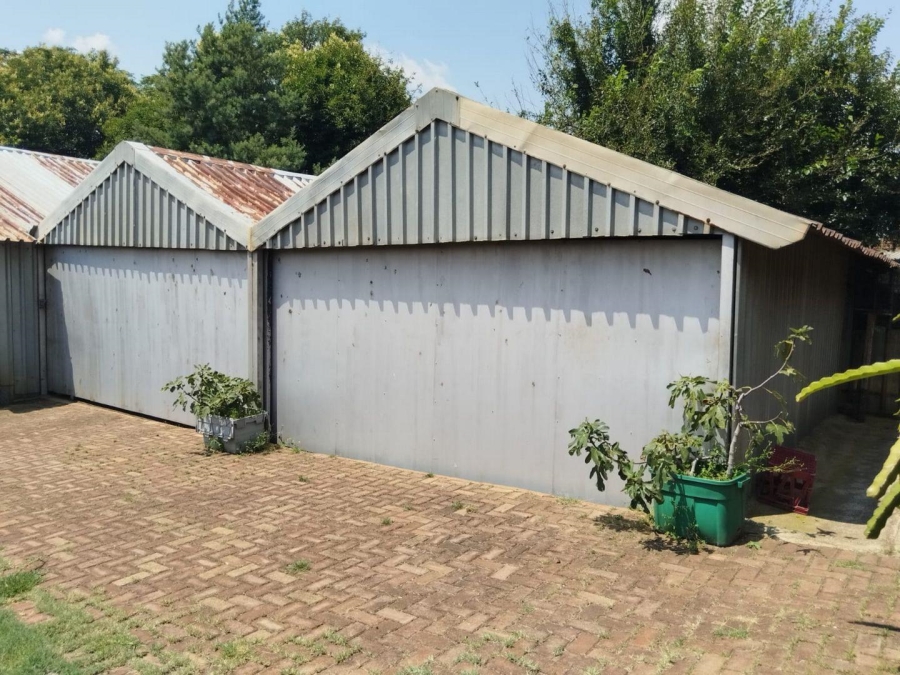 4 Bedroom Property for Sale in Bredell Gauteng
