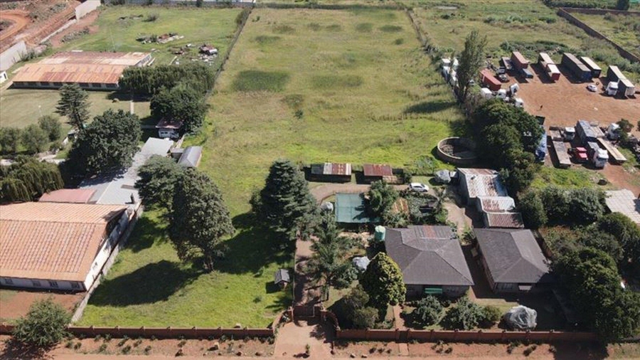 4 Bedroom Property for Sale in Bredell Gauteng