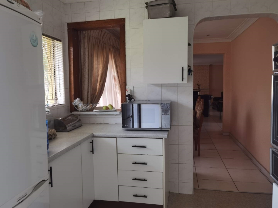 3 Bedroom Property for Sale in Birch Acres Gauteng
