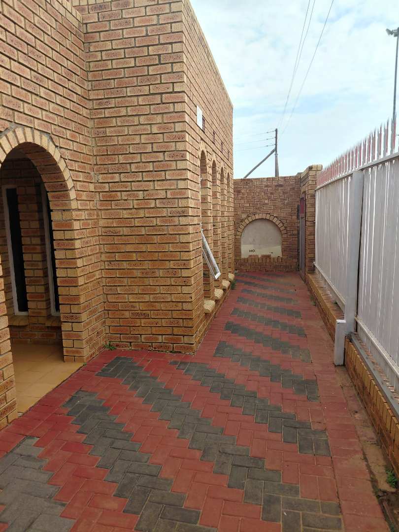 3 Bedroom Property for Sale in Orange Farm Gauteng
