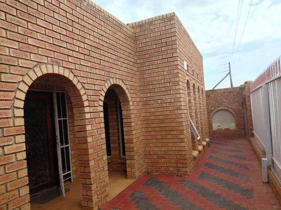 3 Bedroom Property for Sale in Orange Farm Gauteng