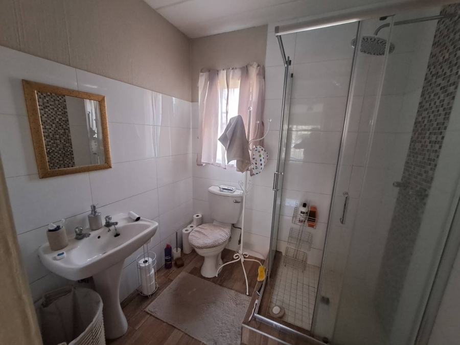 2 Bedroom Property for Sale in Highveld Gauteng