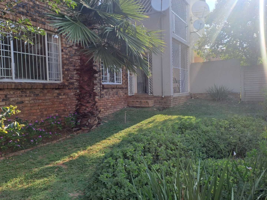 2 Bedroom Property for Sale in Highveld Gauteng