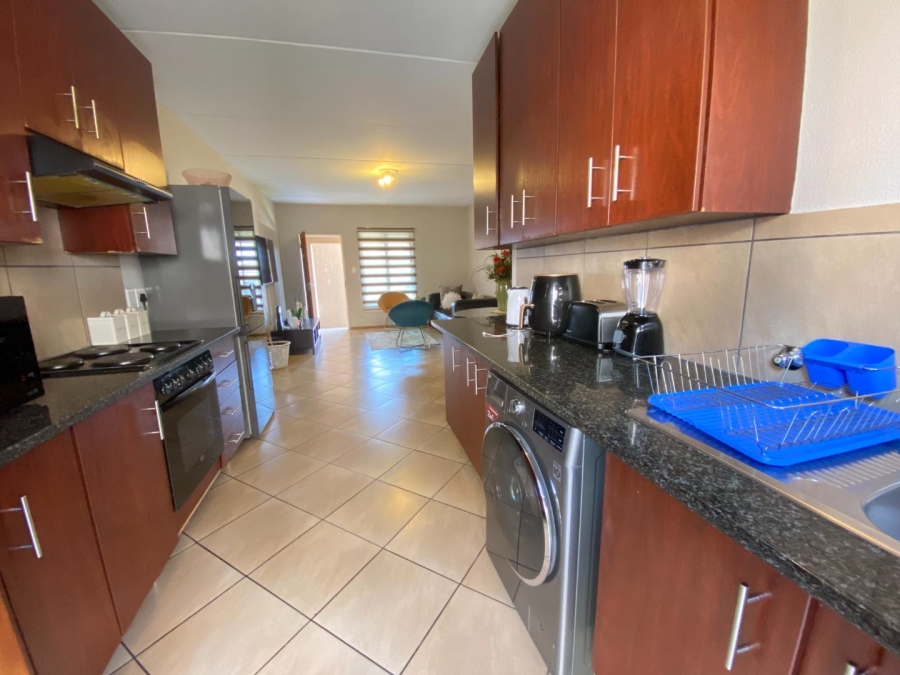 3 Bedroom Property for Sale in Albertsdal Gauteng
