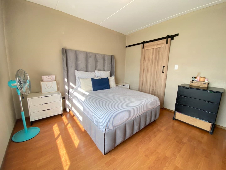 3 Bedroom Property for Sale in Albertsdal Gauteng