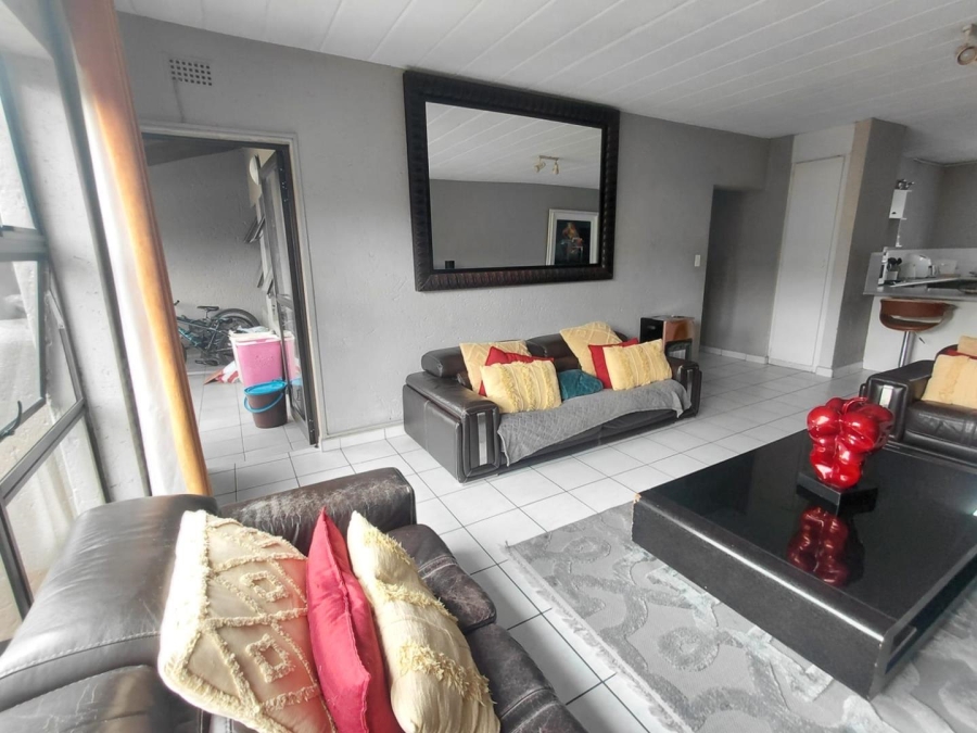 3 Bedroom Property for Sale in Lakefield Gauteng