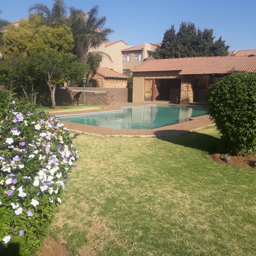 3 Bedroom Property for Sale in Lakefield Gauteng