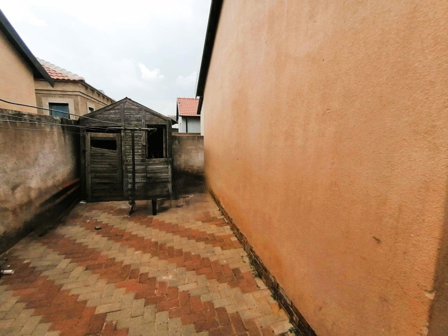 To Let 2 Bedroom Property for Rent in Soshanguve East Gauteng