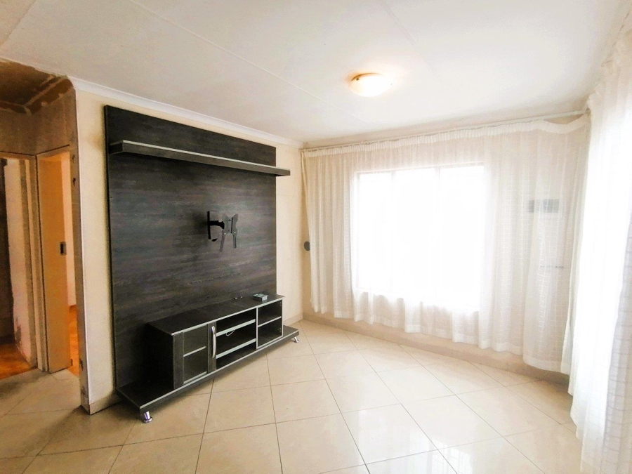 To Let 2 Bedroom Property for Rent in Soshanguve East Gauteng