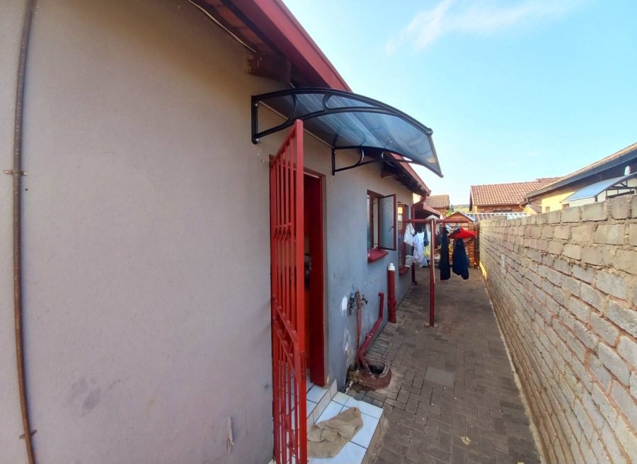 2 Bedroom Property for Sale in Danville Gauteng