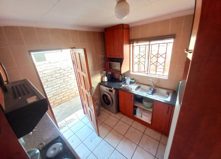 2 Bedroom Property for Sale in Danville Gauteng