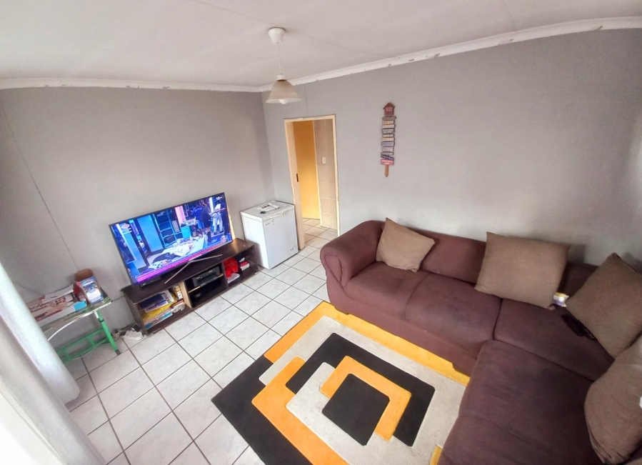 2 Bedroom Property for Sale in Danville Gauteng
