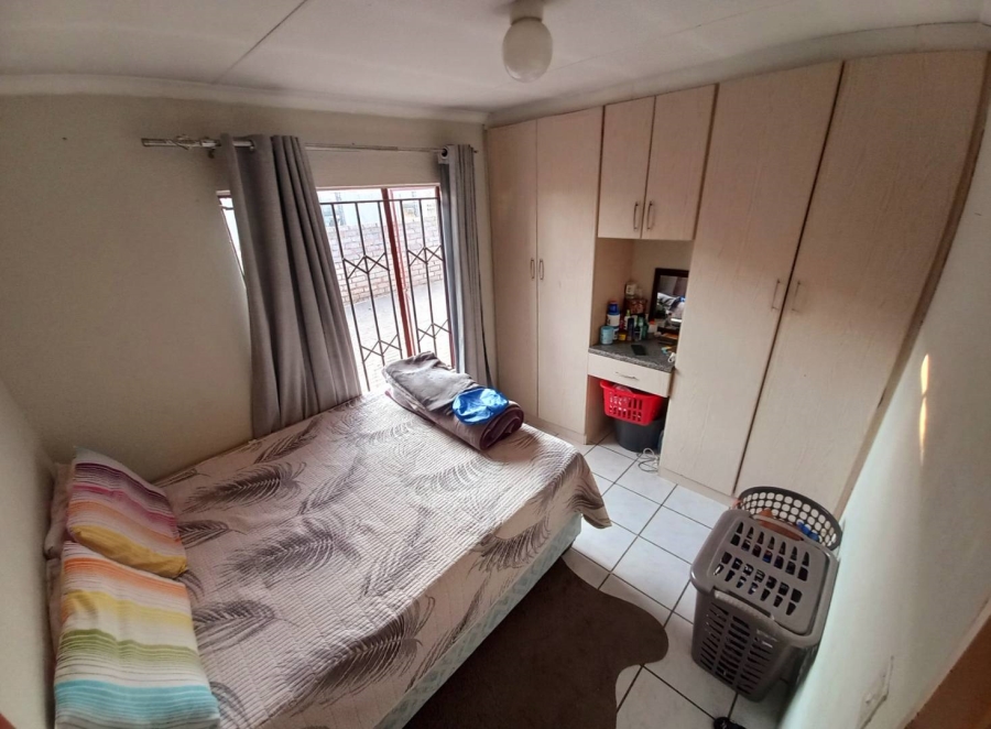 2 Bedroom Property for Sale in Danville Gauteng