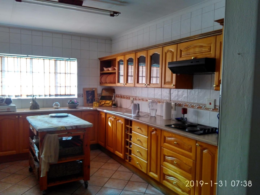 9 Bedroom Property for Sale in Newlands Gauteng