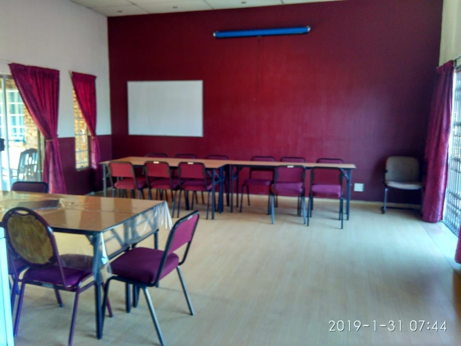 9 Bedroom Property for Sale in Newlands Gauteng