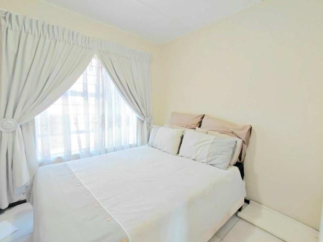 2 Bedroom Property for Sale in Honeydew Gauteng
